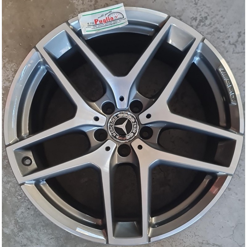 Cerchi in Lega Usati Originali Ant. + Post. Mercedes 19" Silver Cerchi in Lega Usati Originali Ant. + Post. Mercedes 19" Silver