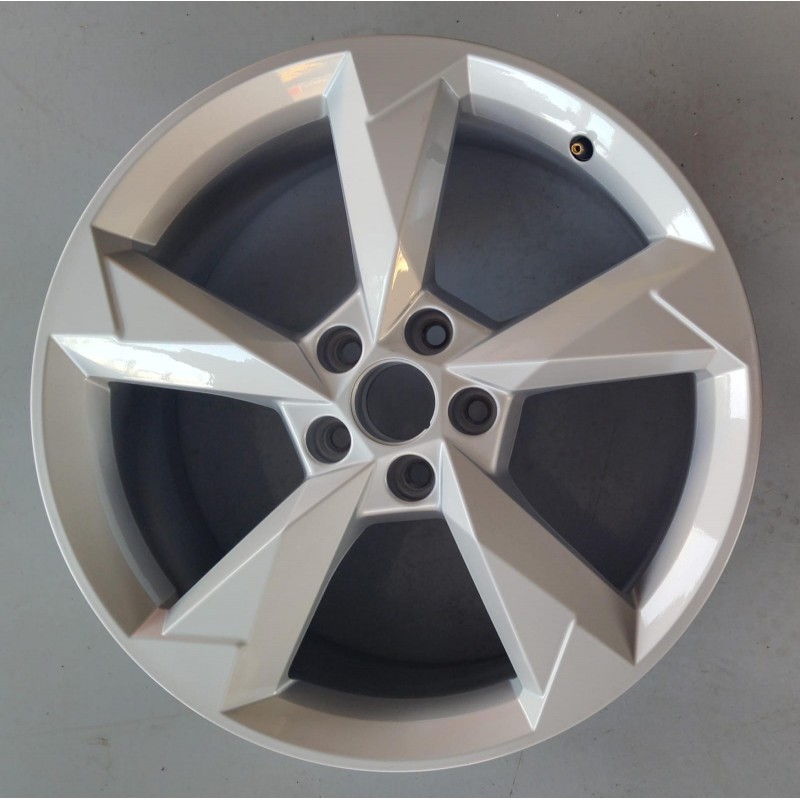 Kit 4 Cerchi in Lega Usati AUDI Q3 19x7 Kit 4 Cerchi in Lega Usati AUDI Q3 19x7